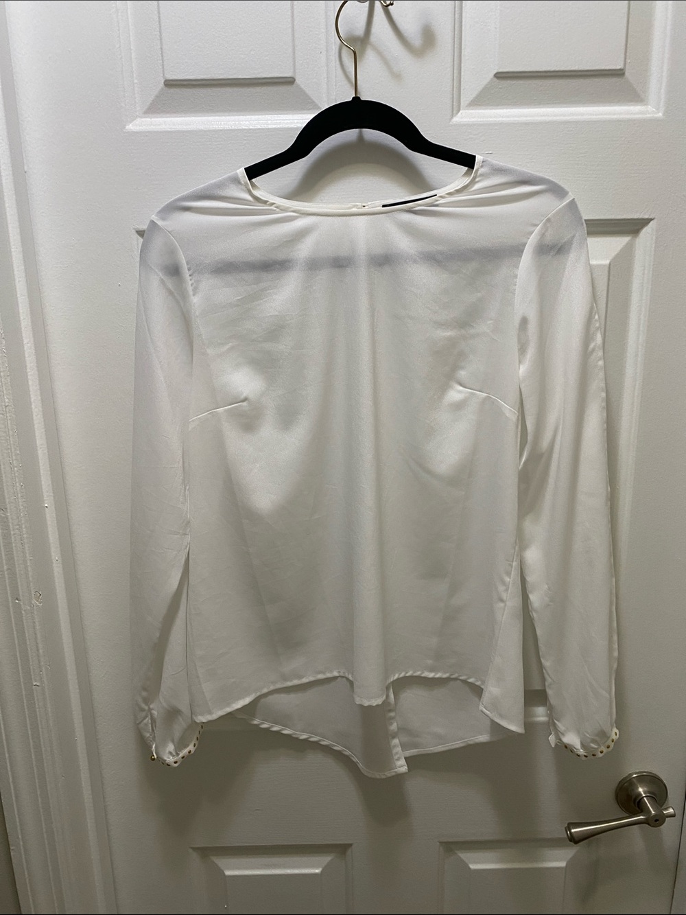 White-Cream Long-Sleeve Chiffon Blouse (M)